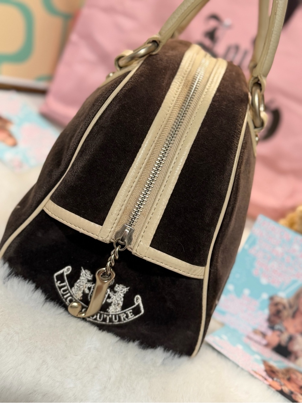 Juicy Couture - Picture 5 of 16